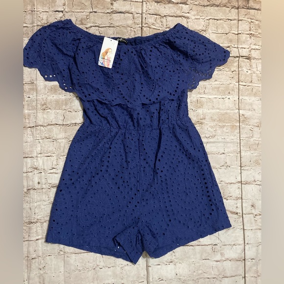 NWT pretty garden navy off shoulder embroidery romper size L. - Picture 5 of 13